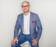 Maciej Józefowicz - Specialist in General Surgery/ Specialist in Aesthetic Medicine